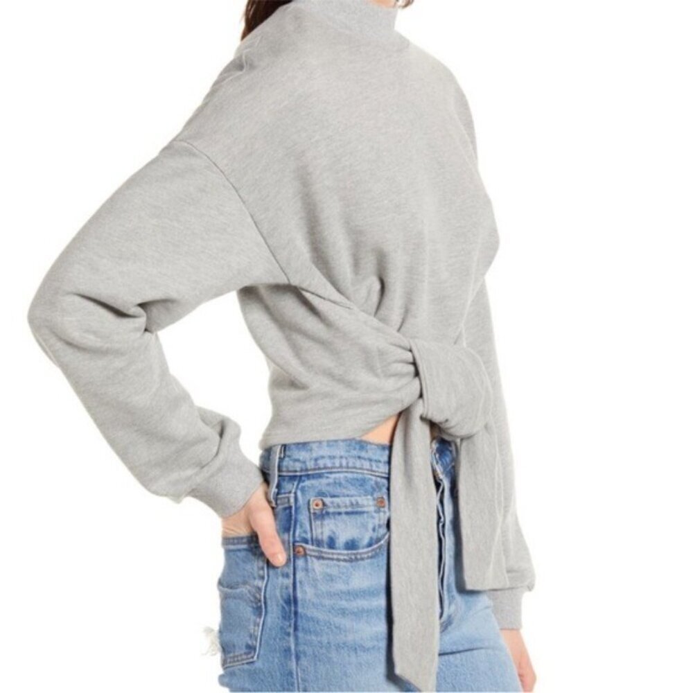 Trouvé Gray Women's Sweater with Tie Detail Size Small NWT - Picture 2 of 11